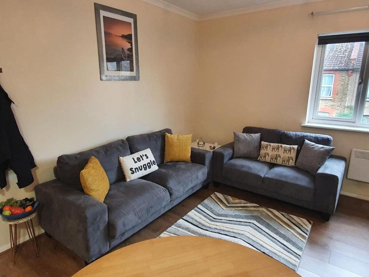 ווטפורד Sav Apartments Watford חדר תמונה
