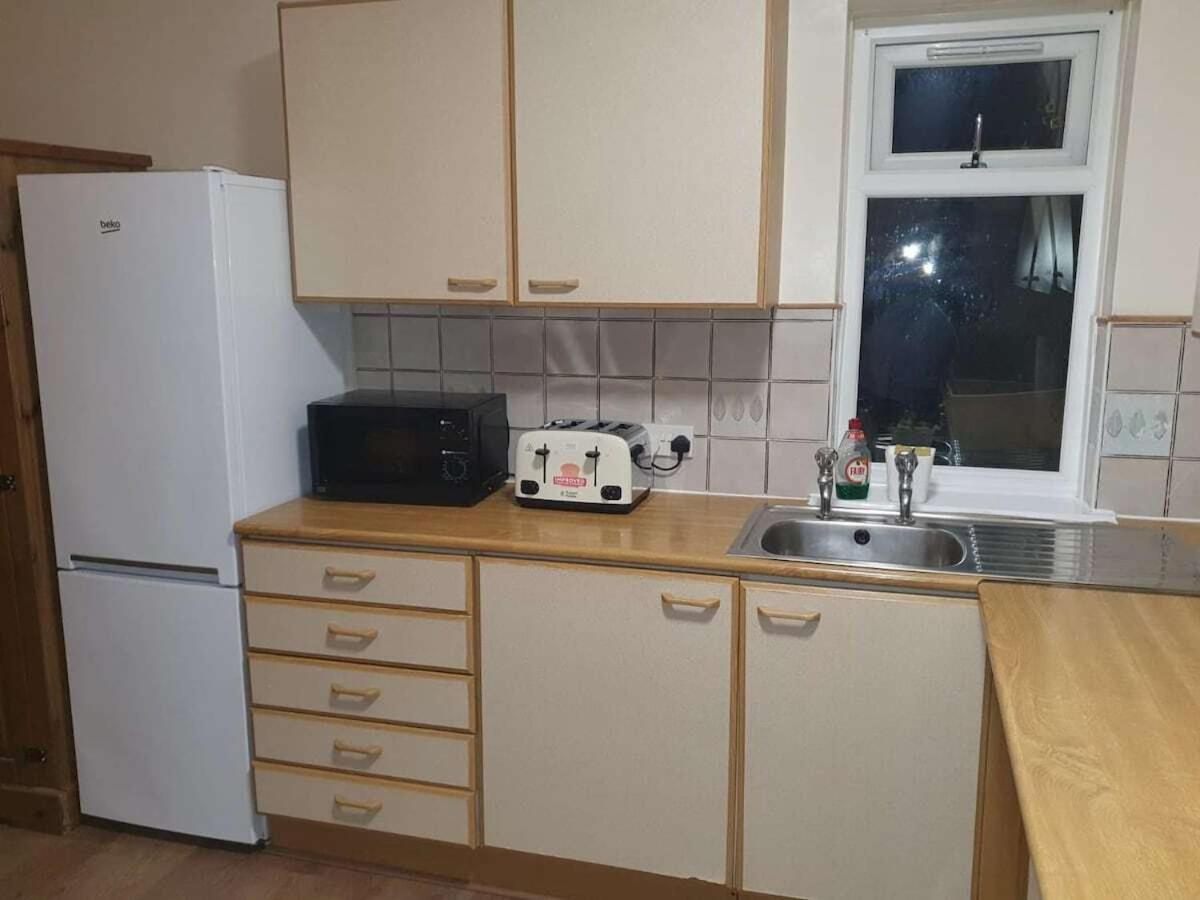 ווטפורד Sav Apartments Watford חדר תמונה